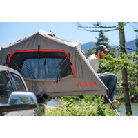 Yakima SkyRise Heavy Duty Rooftop Tent (Medium)