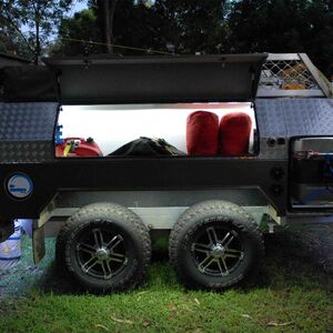 Hardkorr Stick-On White LED Flexible Tape Light (1m)