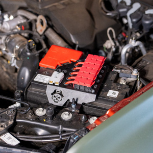 Pirate Camp Co. Battery Mounted Fuse Holder to suit Ford Ranger &amp; Everest 2022 - Onwards