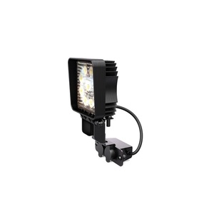 4in/100mm LED Flood Light w/ Bracket by Front Runner - RRAC059