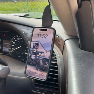 Scrub King Phone Mount to suit Nissan Patrol Y62