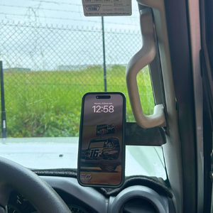 Scrub King Phone Mount to suit Toyota LandCruiser 79 Series Single Cab