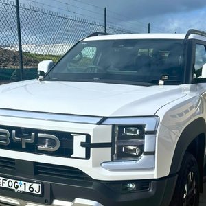 Scrub King Bonnet Hinge Ditch Light Bracket to suit BYD Shark 6 (Matte Black)