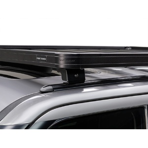 Land Rover Range Rover Sport L320 (2005-2013) Slimline II Roof Rack Kit by Front Runner - KRRR011T