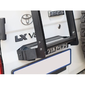 Toyota Land Cruiser 76 Ladder by Front Runner - LATL005