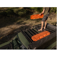 Maxtrax Flat Rack Universal Mount with Hybrid Pins 17mm