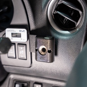 Pirate Camp Co. UHF Handpiece Mount to suit Nissan Navara NP300