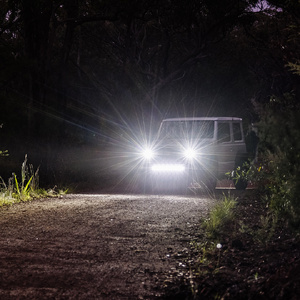 Bushranger Night Hawk Behind Grille 28" Light Bar Kit for Suzuki Jimny JB74 + JC74