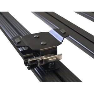 Quick Release Shower Mount by Front Runner - RRAC339