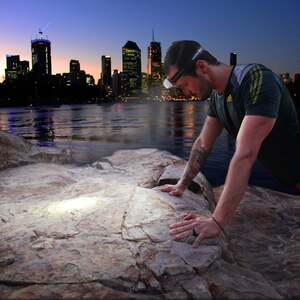 HARDKORR LED HEAD TORCH (145 Lumen) 