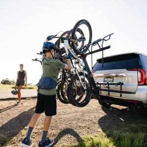 Thule ReVert  6-bike Vertical Hitch Bike Rack
