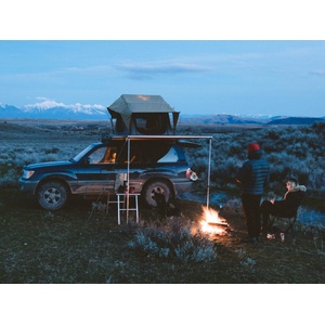 Toyota Land Cruiser 100/Lexus LX470 Slimline II Roof Rack Kit by Front Runner - KRTL029T