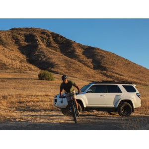 Toyota 4Runner (5th Gen) (2010-Current) Slimsport Roof Rack Kit / Lightbar ready by Front Runner - KSTF002T