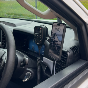 Scrub King Phone & UHF Mount to suit Volkswagen Amarok 2022 - 2025